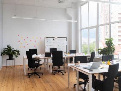  Best Minimalist Office Workspaces